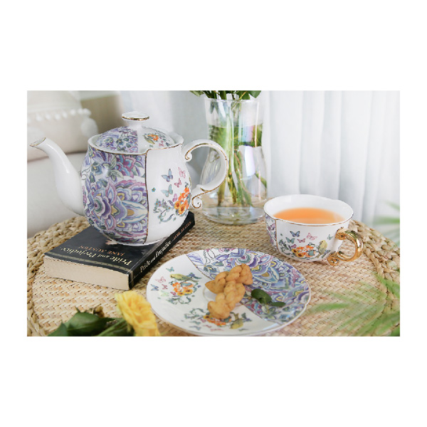 Teapot, cup and saucer