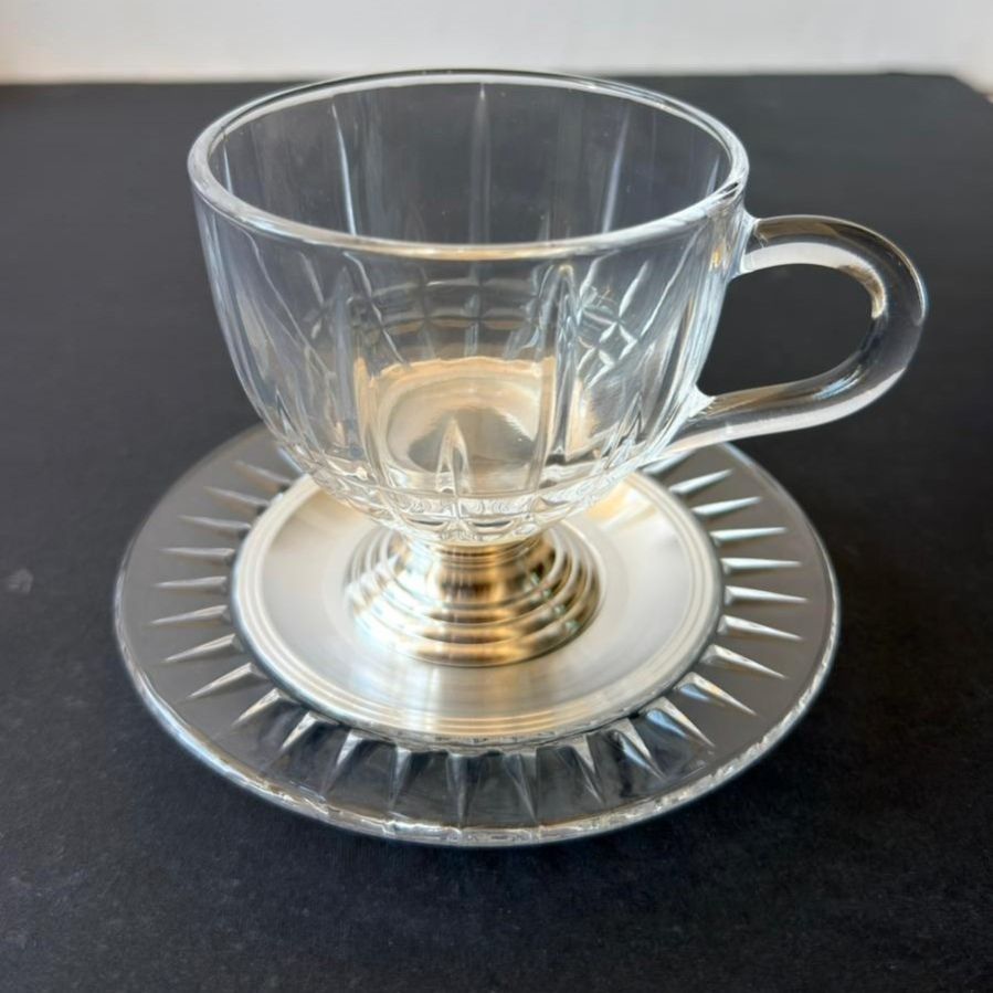 6 PCS TEA CUPS WITH SAUCER